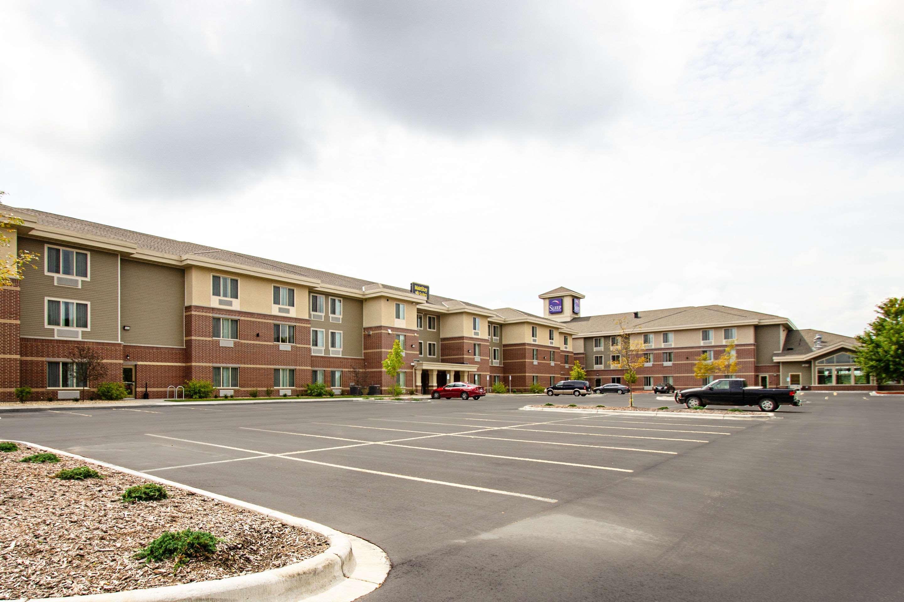 Sleep Inn & Suites Madison - Monona Екстериор снимка
