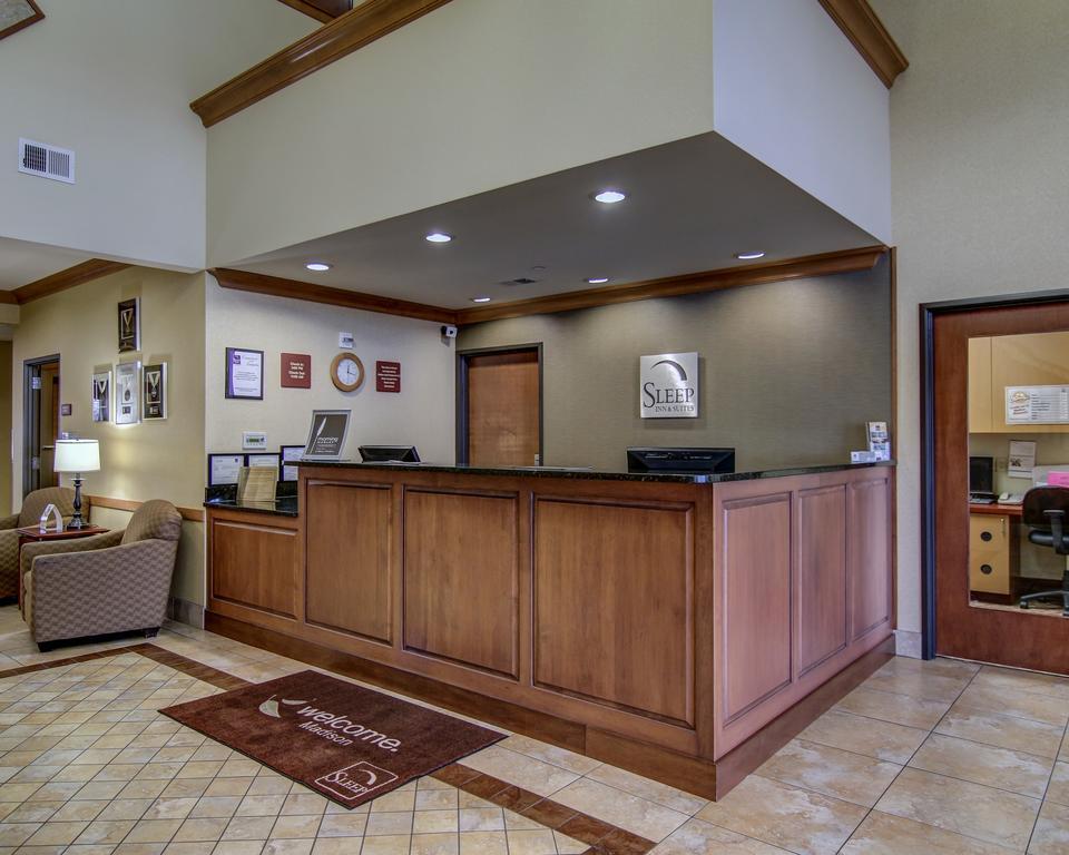 Sleep Inn & Suites Madison - Monona Екстериор снимка