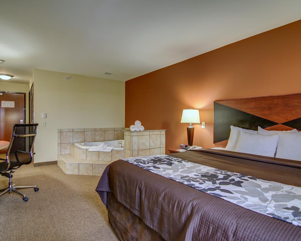 Sleep Inn & Suites Madison - Monona Екстериор снимка