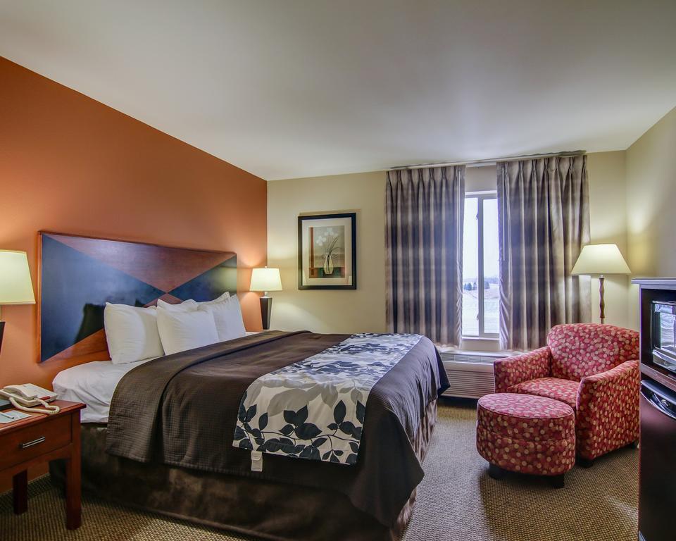 Sleep Inn & Suites Madison - Monona Екстериор снимка