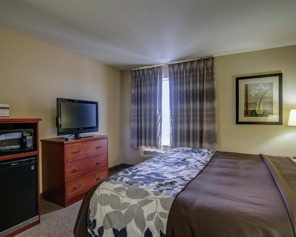 Sleep Inn & Suites Madison - Monona Екстериор снимка