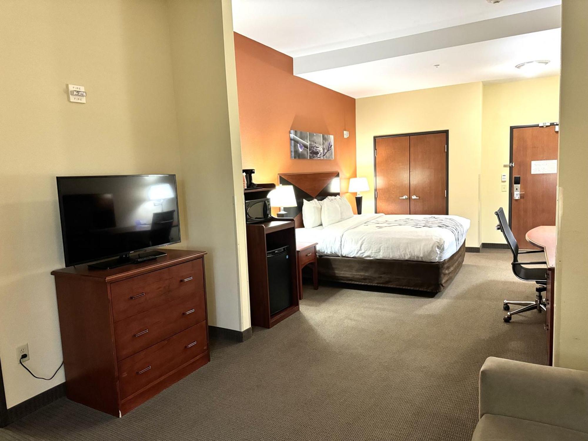 Sleep Inn & Suites Madison - Monona Екстериор снимка